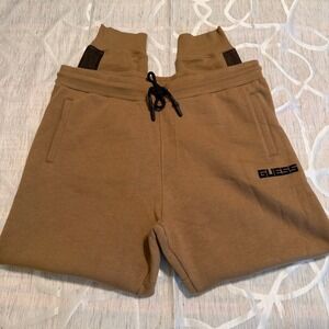 Guess Men Isaac Logo Joggers Khaki River Tan Brown Sweatpants X5BQ15K9JY0 Size M